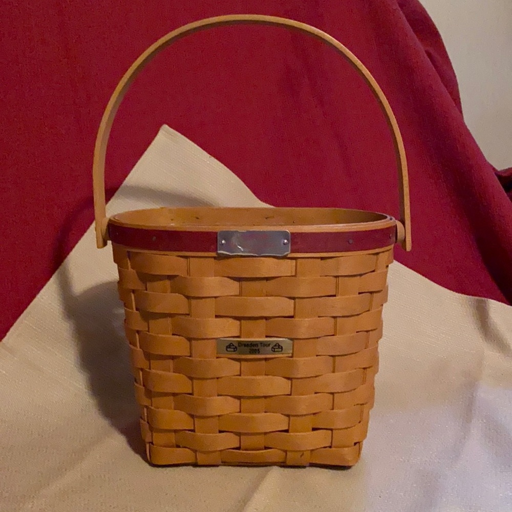 Longaberger Woven Memories Tour Basket